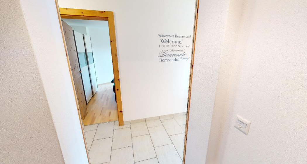 img_y2n-w7v_hjgbg_y2w