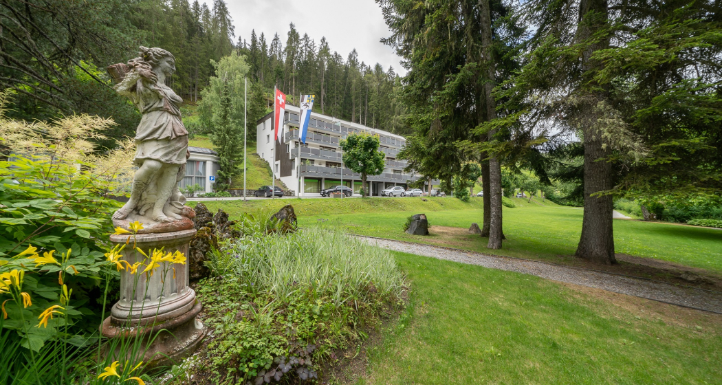 img_y2n-w7v_igaed_y2w