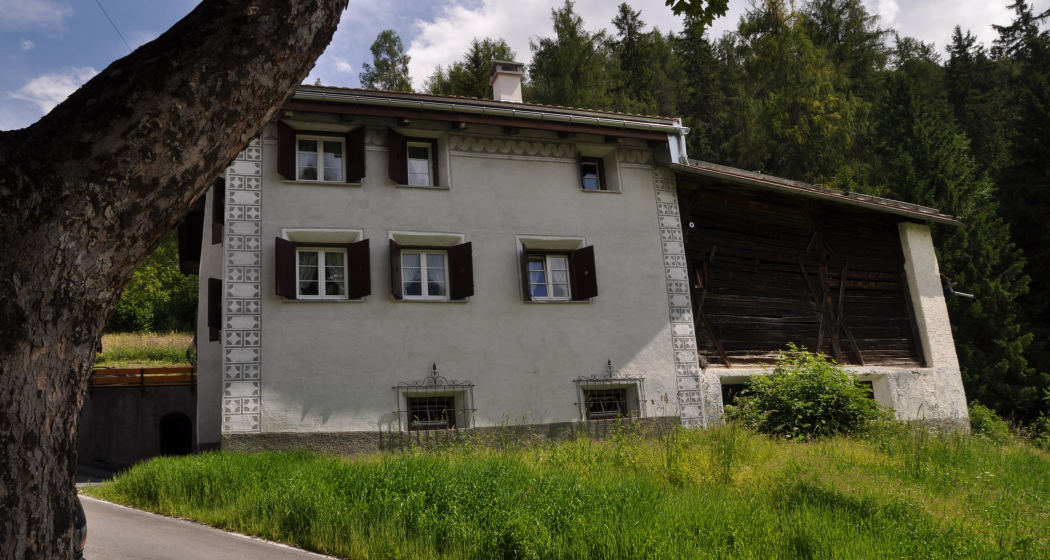 Aussenansicht Hausseite Richtung Inn Aussenansicht Hausseite Richtung Inn