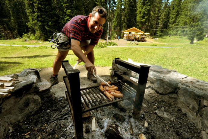 Die Feuerstelle beim Seilpark Die Feuerstelle beim Seilpark
