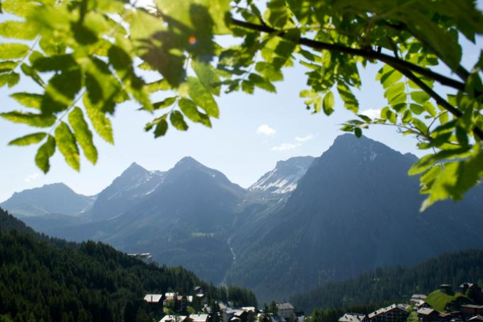 Die Sicht auf die Tennisplätze des TCA Die Sicht auf die Tennisplätze des TCA