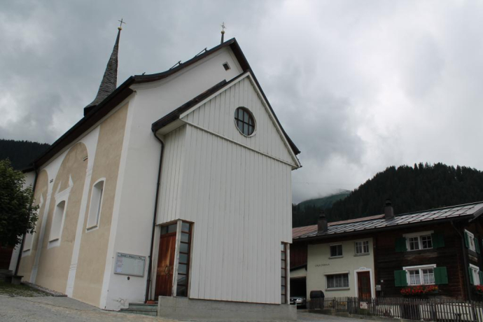 Scenic hiking round trip around Acletta (oua_23057435_image)