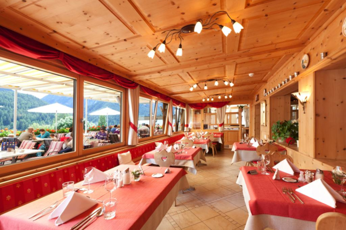 Hotel Restaurant Astras (oua_23323060_image) Hotel Restaurant Astras (oua_23323060_image)