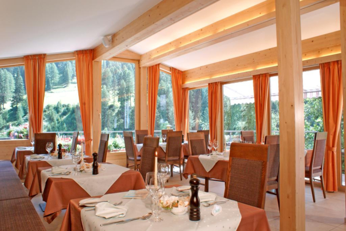 Hotel und Dependance Romantica (oua_23613392_image) Hotel und Dependance Romantica (oua_23613392_image)