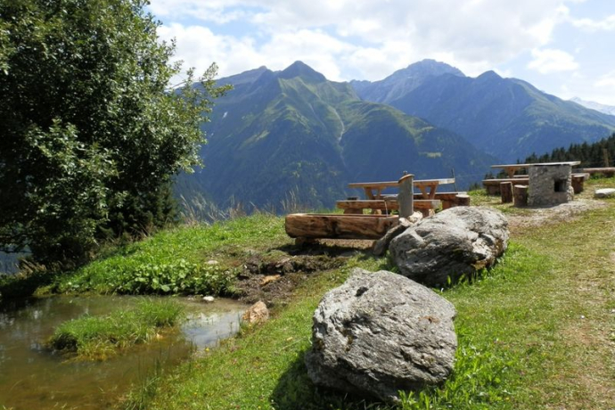 Grillstelle Plaun Sogn Martin Grillstelle Plaun Sogn Martin