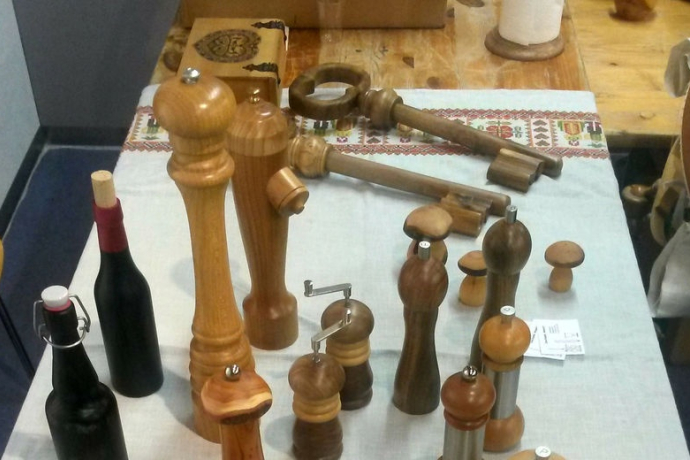 Mösch Drechslerei, Obersaxen