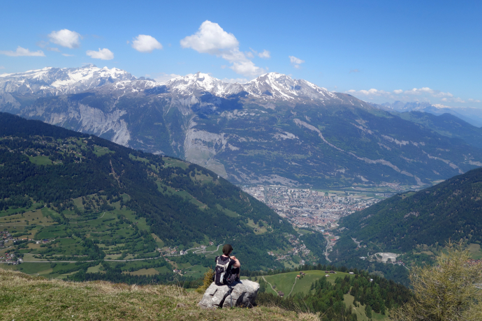 Aussicht vom Churer Joch auf Chur und Calanda