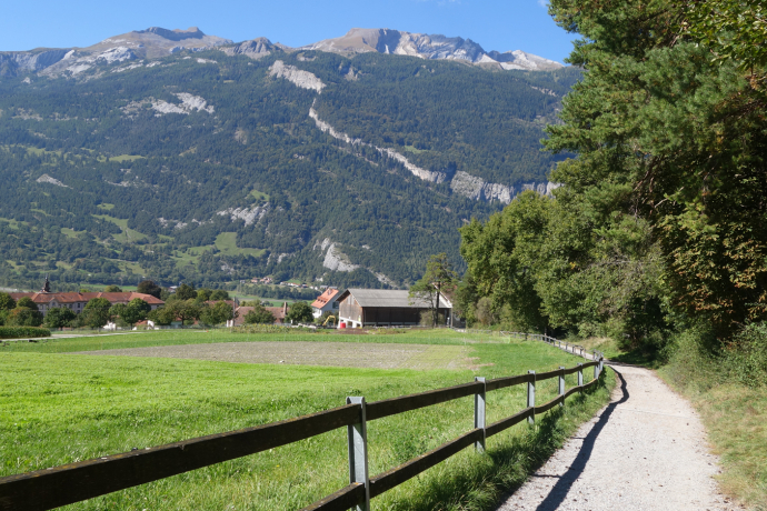 Fürstenwald con vista su Calanda Fürstenwald con vista su Calanda
