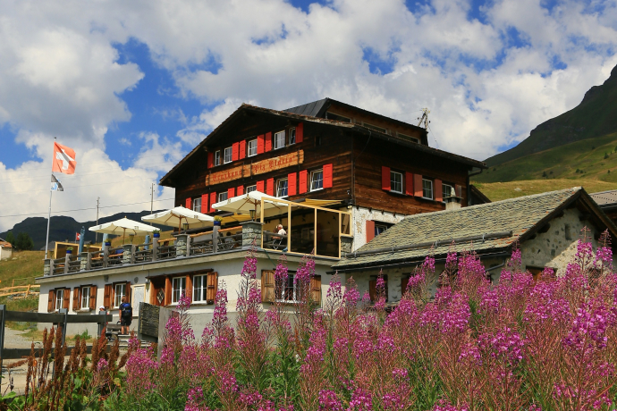 Berghaus Piz Platta.