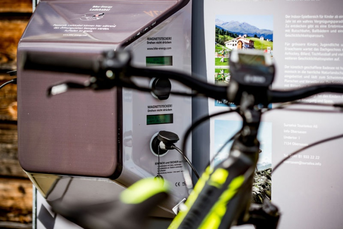 E-Bike Ladestation Disentis/Mustér Bahnhof (oua_28096129_image) E-Bike Ladestation Disentis/Mustér Bahnhof (oua_28096129_image)