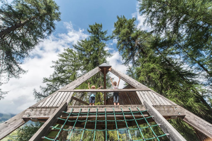 Spielplatz Lareschs (oua_30816164_image) Spielplatz Lareschs (oua_30816164_image)