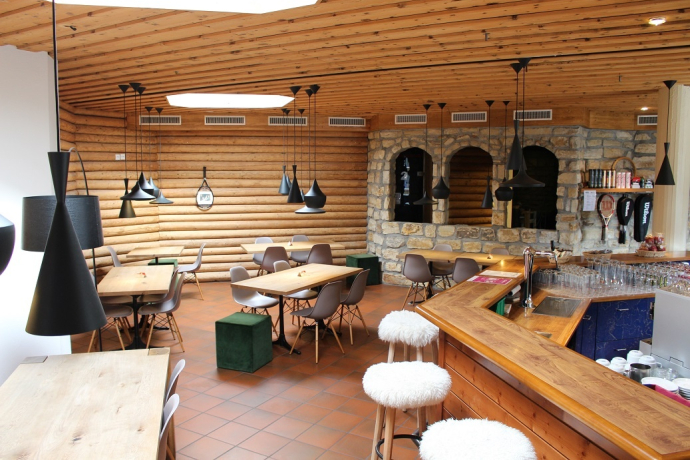 Färbi Bistro (oua_45097083_image) Färbi Bistro (oua_45097083_image)