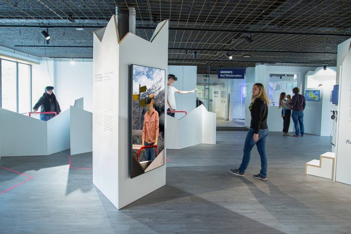 VR Glacier Experience Diavolezza (oua_54147896_image) VR Glacier Experience Diavolezza (oua_54147896_image)