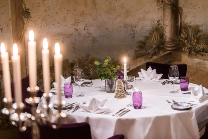 Tisch im Restaurant Giardino in Lenzerheide Tisch im Restaurant Giardino in Lenzerheide