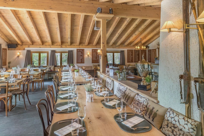 Golfrestaurant Samedan Sommer (oua_604475143_image) Golfrestaurant Samedan Sommer (oua_604475143_image)
