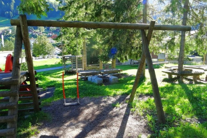 Fireplace Playground Pradafänzer