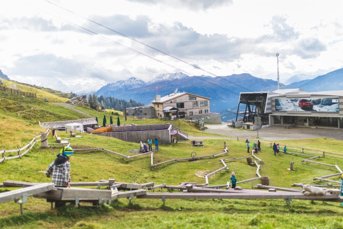 Grösste Murmelbahn der Schweiz (oua_61698558_image) Grösste Murmelbahn der Schweiz (oua_61698558_image)