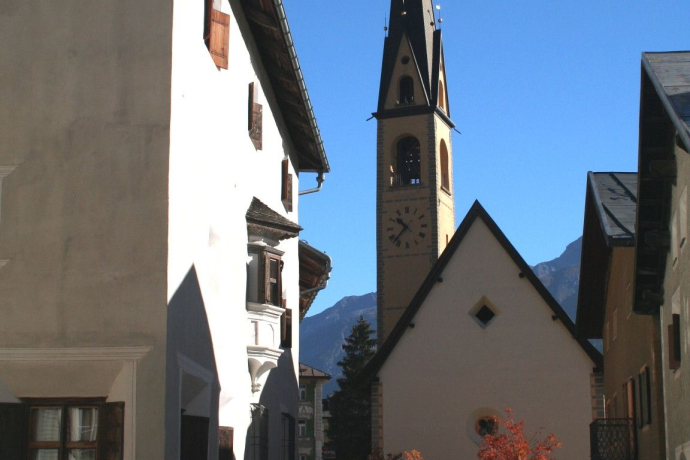 Reformierte Dorfkirche S-chanf (oua_620278960_image) Reformierte Dorfkirche S-chanf (oua_620278960_image)