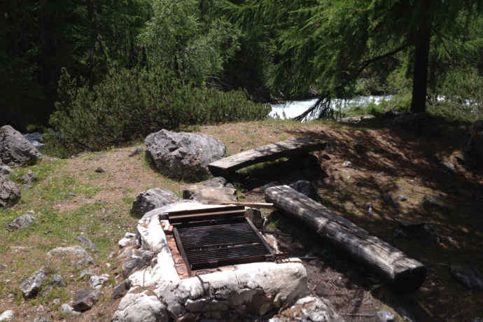 Aires de grillade Funtauna Naira (oua_63104605_image)