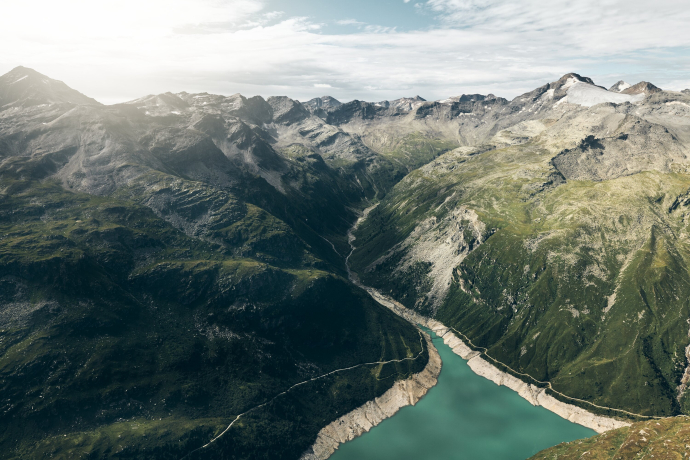 Canaltal mit Canalbrücke im Vordergrund