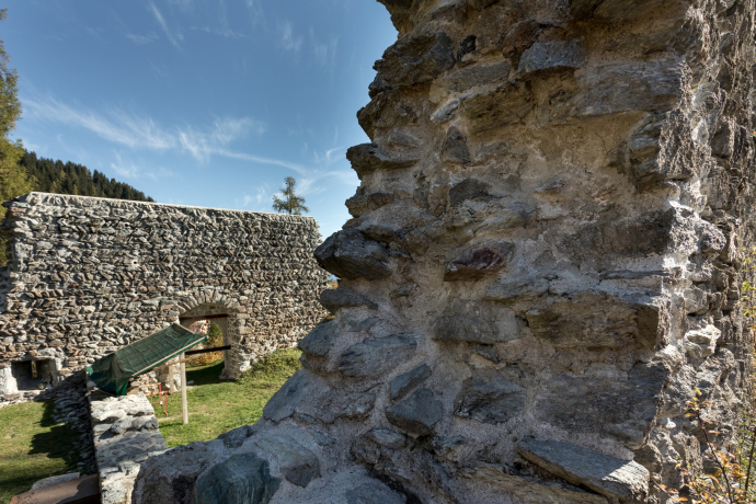 Ruine Frauenberg in Ruschein Ruine Frauenberg in Ruschein