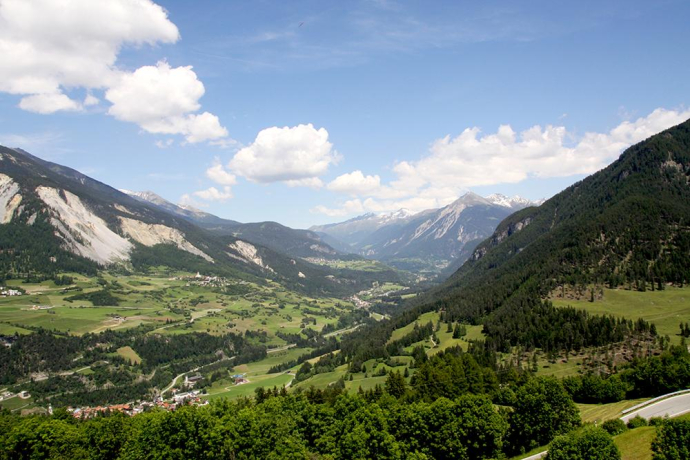 Vista mozzafiato sulla bassa valle dell'Albula