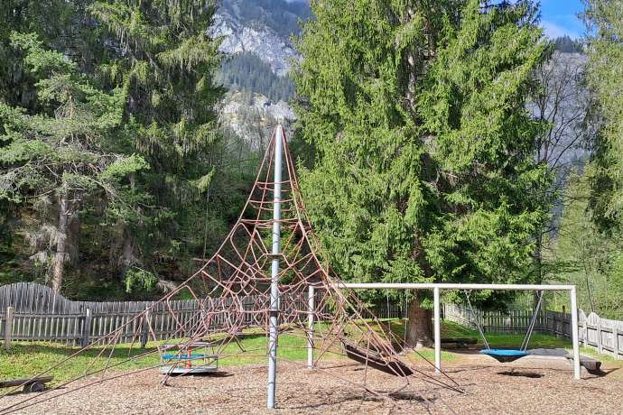 Spielplatz Trin Mulin (oua_79063459_image) Spielplatz Trin Mulin (oua_79063459_image)