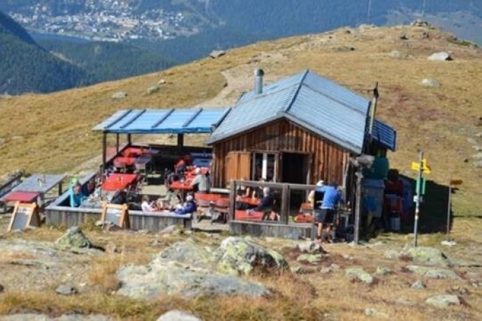 Paradis hut (oua_82356748_image)