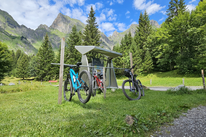 E-Bike-Ladestation Sennis Alp E-Bike-Ladestation Sennis Alp