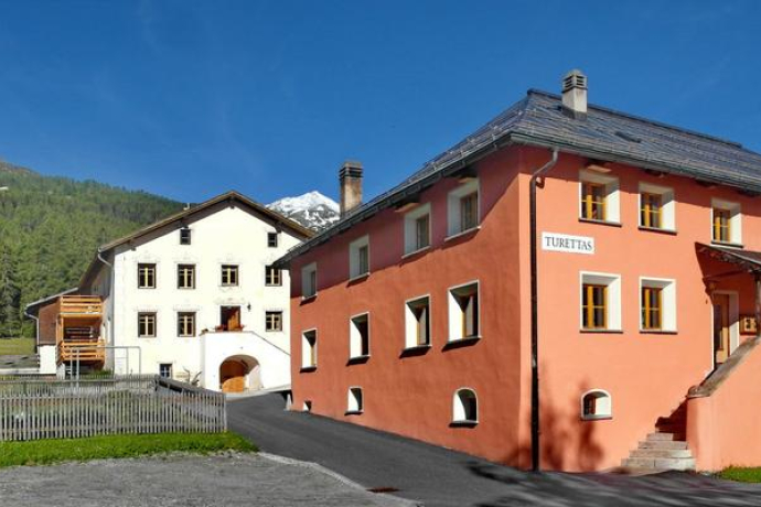 Haus Turettas im Sommer Haus Turettas im Sommer