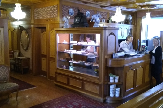 Café Huber (ctd_cfe73083-af41-47a3-bdcc-ea7fe762798b_image)