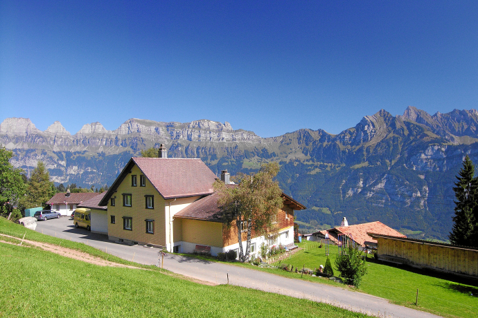 J-H Schwendiwiese (ctd_f88c036b-b346-4c45-90e9-aac8e699d402_image) J-H Schwendiwiese (ctd_f88c036b-b346-4c45-90e9-aac8e699d402_image)